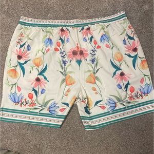 NWOT Men SHEIN Shorts Size 6XL.